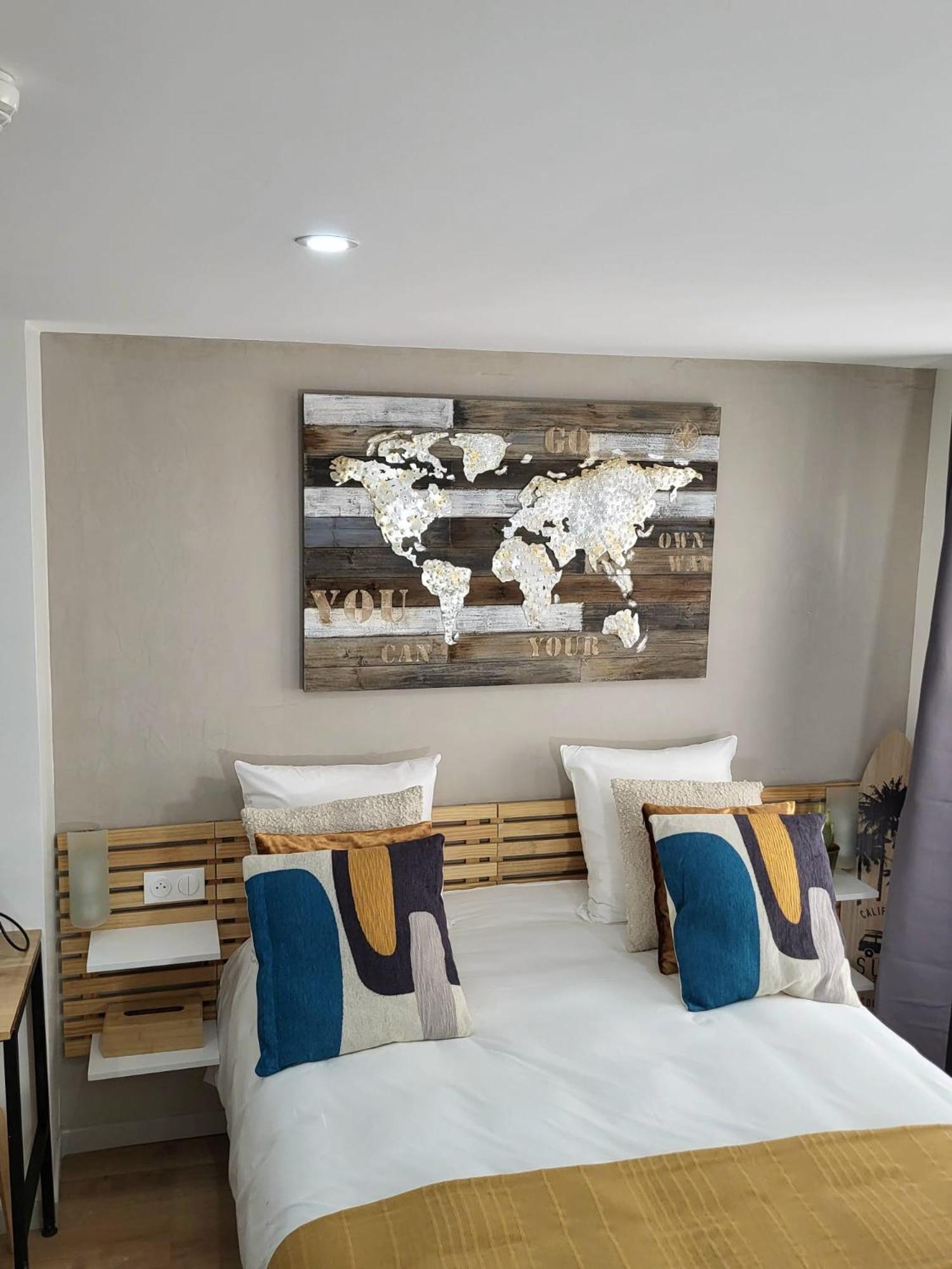 Hotel Residence A La Buttes Aux Cailles Paris Exterior photo